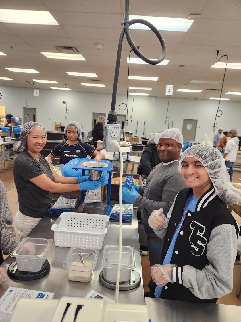 Hands Up to Help for Hunger at FMSC